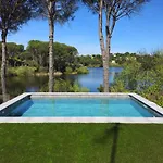 Chalet Juncos De La Encantada *