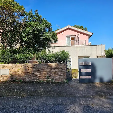 Juncos De La Encantada 木屋 *