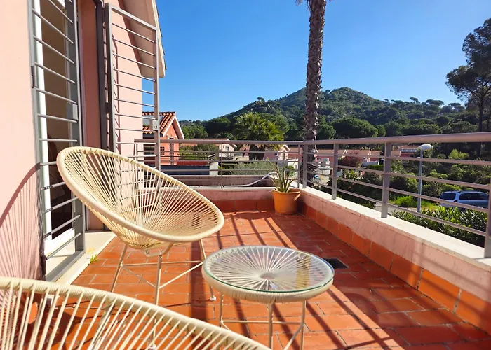 Juncos De La Encantada *