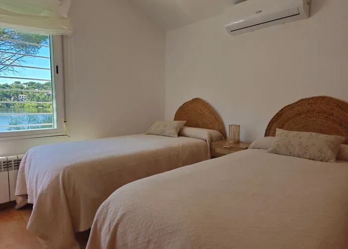 Juncos De La Encantada